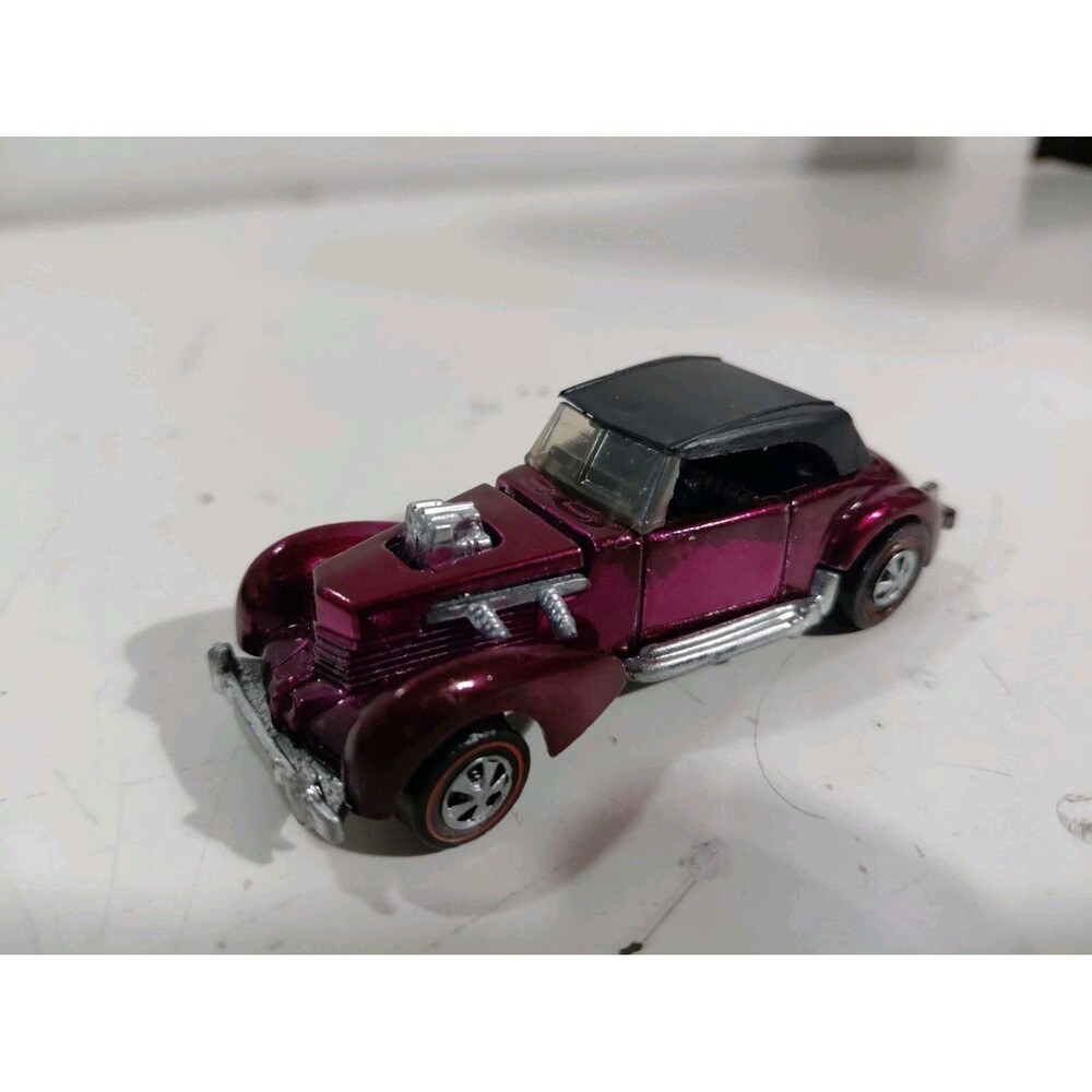 Hot Wheels 1:64 Die Cast Red Line 1970 USA Classic 1936 Cord Convertible